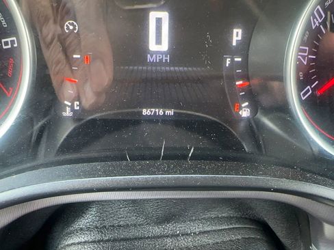 Used 2021 Dodge Challenger SXT w/ Driver Convenience Group image 21