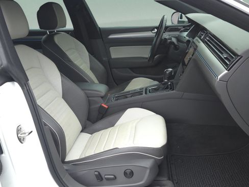 Used 2019 Volkswagen Arteon SEL Premium image 14