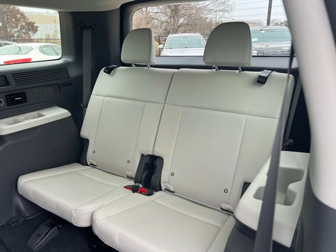 Certified 2025 Hyundai Santa Fe SEL image 23