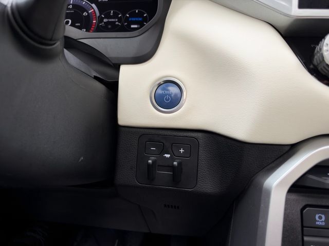 Used 2023 Toyota Sequoia Capstone AWD/4WD image 36