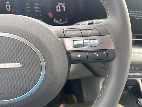 Used 2026 Hyundai Kona SEL Sport image 28