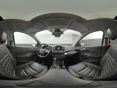 Used 2019 Ford Escape Titanium AWD/4WD image 13