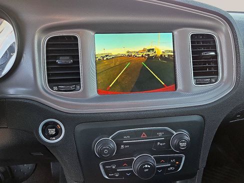 Used 2023 Dodge Charger SXT RWD image 18