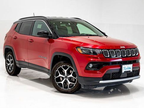 Certified 2025 Jeep Compass Limited AWD/4WD image 6