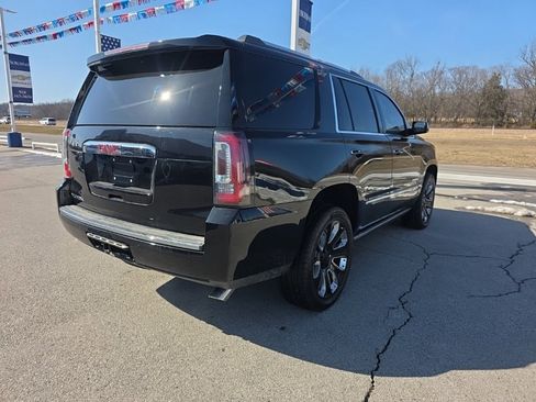 Used 2020 GMC Yukon Denali w/ Denali Ultimate Package image 5