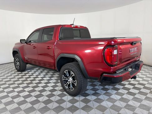 Used 2025 GMC Canyon AT4 w/ Technology Plus Package AWD/4WD image 5