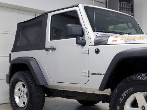Used 2010 Jeep Wrangler Sport AWD/4WD image 9