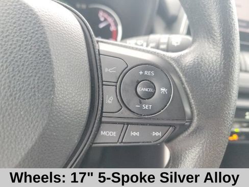Used 2024 Toyota RAV4 XLE FWD image 11