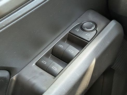 Certified 2023 Chevrolet Colorado Trail Boss w/ Technology Package image 25