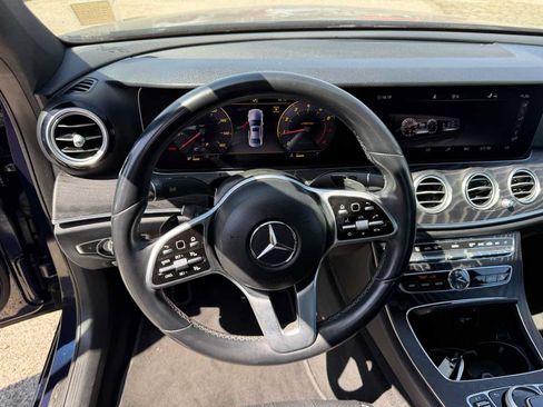 Used 2020 Mercedes-Benz E 350 Sedan image 10