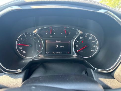Used 2025 Chevrolet Blazer LT FWD image 10