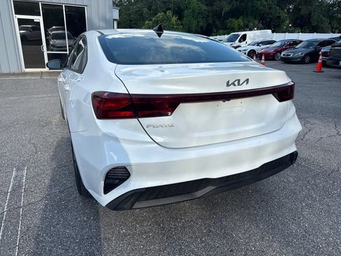 Used 2023 Kia Forte LXS FWD image 10