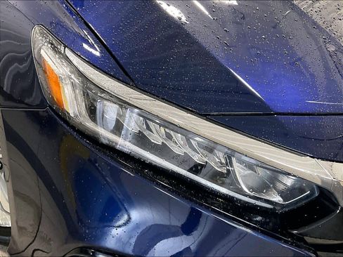 Used 2020 Honda Accord EX image 33