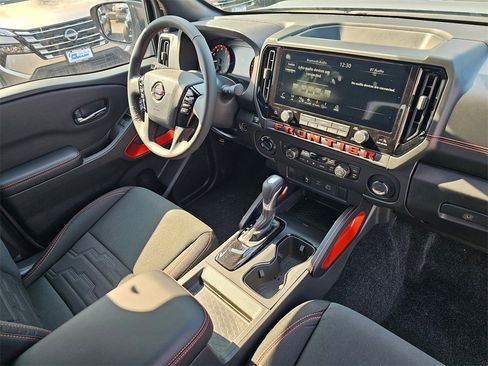 New 2025 Nissan Frontier PRO-4X w/ Interior Protection Package image 27