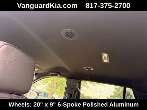 Used 2025 GMC Yukon Denali AWD/4WD image 27
