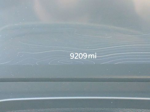 Used 2024 Jeep Grand Cherokee Laredo w/ Trailer Tow Package image 23