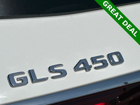 Used 2024 Mercedes-Benz GLS 450 4MATIC image 11