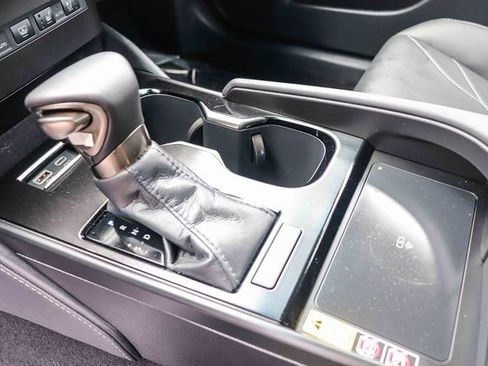 Used 2025 Lexus ES 350 w/ Accessory Package (Z1) FWD image 22