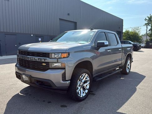 Used 2021 Chevrolet Silverado 1500 Custom w/ Safety Confidence Package AWD/4WD image 6