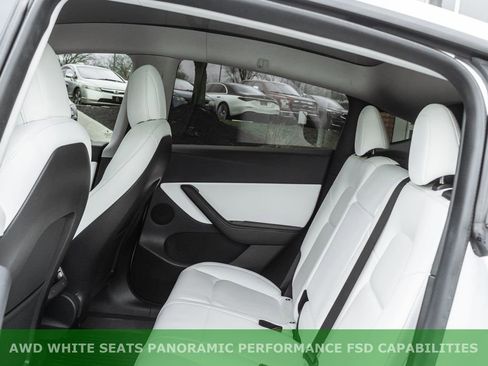 Used 2021 Tesla Model Y Performance image 27