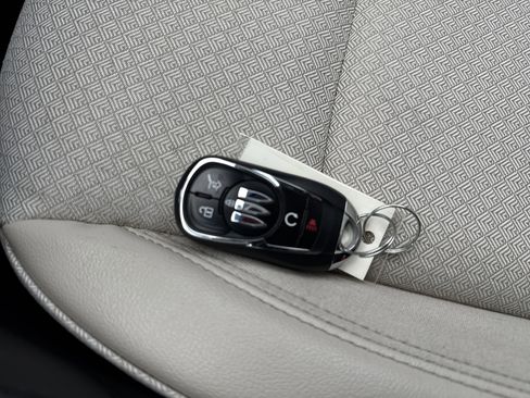 Used 2024 Buick Encore GX Preferred w/ Comfort Package image 28