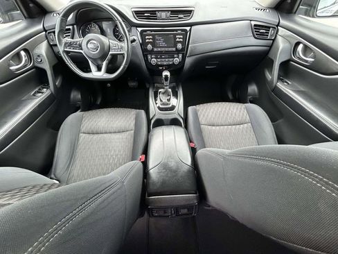 Used 2017 Nissan Rogue SV w/ Midnight Edition image 12