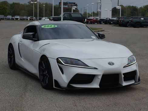 Used 2023 Toyota Supra Premium w/ Driver Assist Package image 19