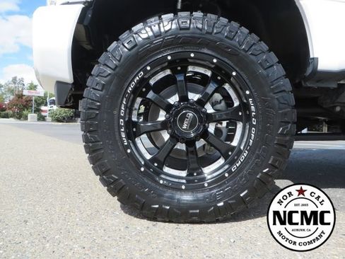 Used 2019 Ford F350 Platinum w/ Platinum Ultimate Package AWD/4WD image 9