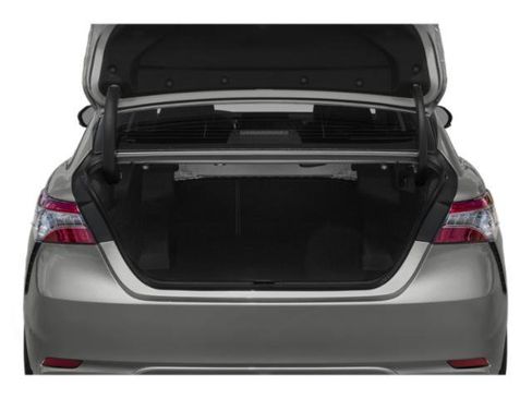 Used 2019 Toyota Camry XSE image 11