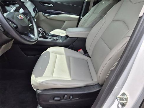 Used 2023 Cadillac XT4 Luxury w/ Driver Awareness Package FWD image 14