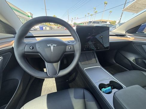 Used 2023 Tesla Model 3 Standard Range RWD image 22