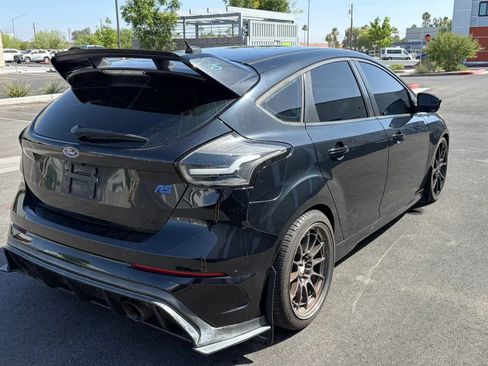 Used 2017 Ford Focus RS AWD/4WD image 5