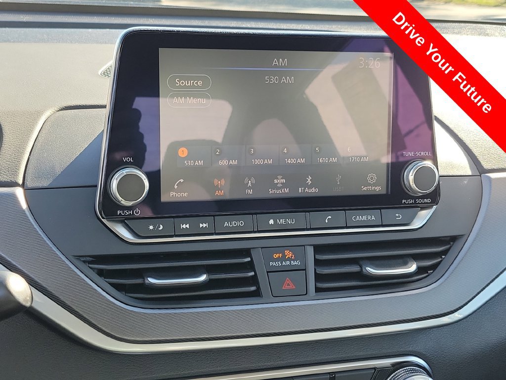 Used 2025 Nissan Altima 2.5 SR AWD/4WD image 11