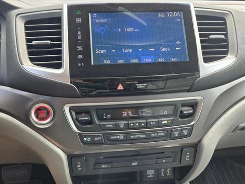 Used 2016 Honda Pilot EX-L image 11