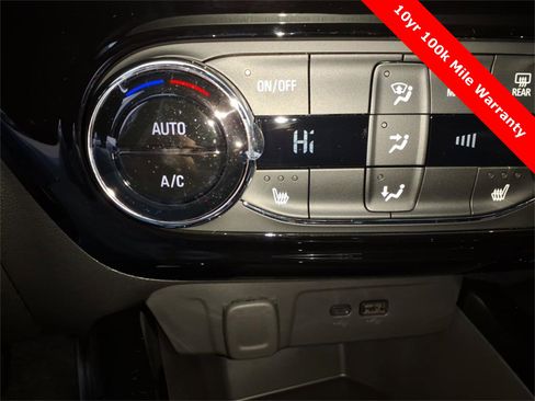 New 2026 Chevrolet Trax LT w/ Driver Confidence Package image 19