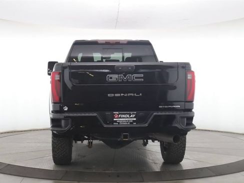 Used 2025 GMC Sierra 2500 Denali Ultimate AWD/4WD image 11