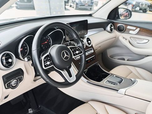 Used 2022 Mercedes-Benz GLC 300 w/ Premium Package Lite image 2