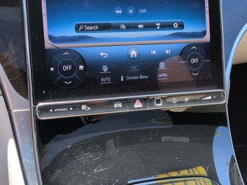 Used 2023 Mercedes-Benz GLC 300 4MATIC image 22