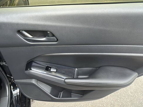 Used 2023 Nissan Altima 2.5 SV FWD image 17