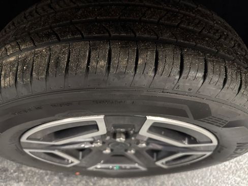 New 2026 Jeep Cherokee Limited image 12