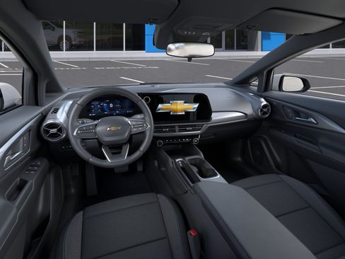 New 2026 Chevrolet Equinox EV LT FWD image 39