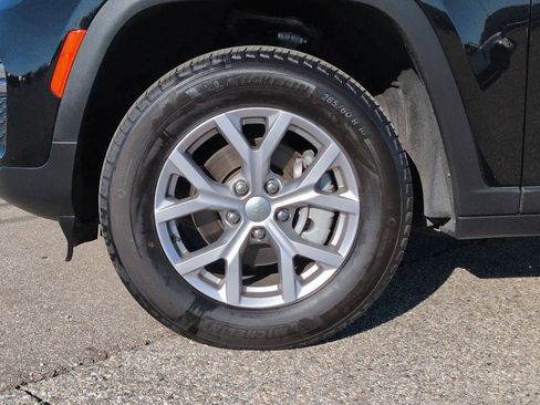 Used 2022 Jeep Grand Cherokee Limited image 13