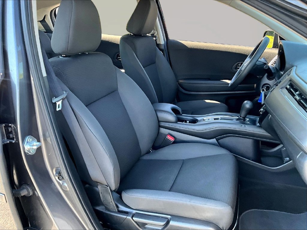 Used 2022 Honda HR-V LX image 30