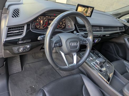 Used 2019 Audi Q7 3.0T Prestige image 11