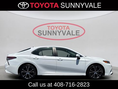 Used 2019 Toyota Camry SE FWD image 10