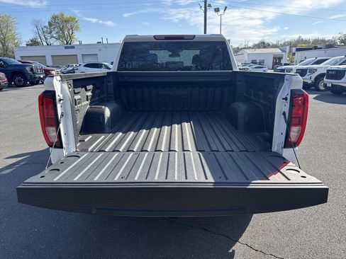 New 2026 GMC Sierra 1500 SLE AWD/4WD image 20