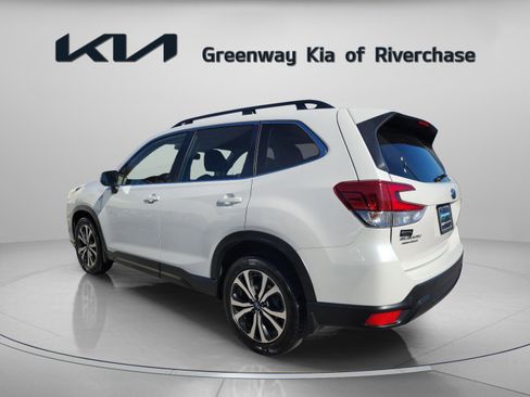 Used 2023 Subaru Forester Limited image 4