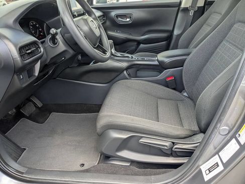 Used 2025 Honda HR-V LX image 11
