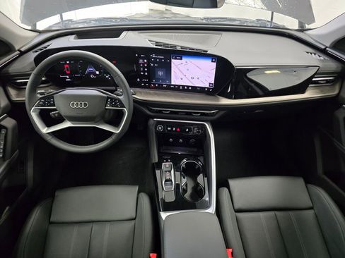 New 2025 Audi Q5 Premium Plus image 17
