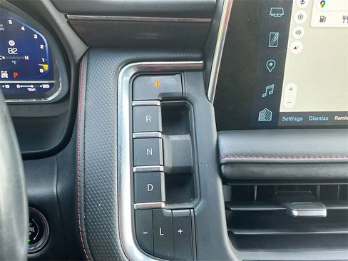 Used 2023 Chevrolet Tahoe RST w/ Luxury Package image 17